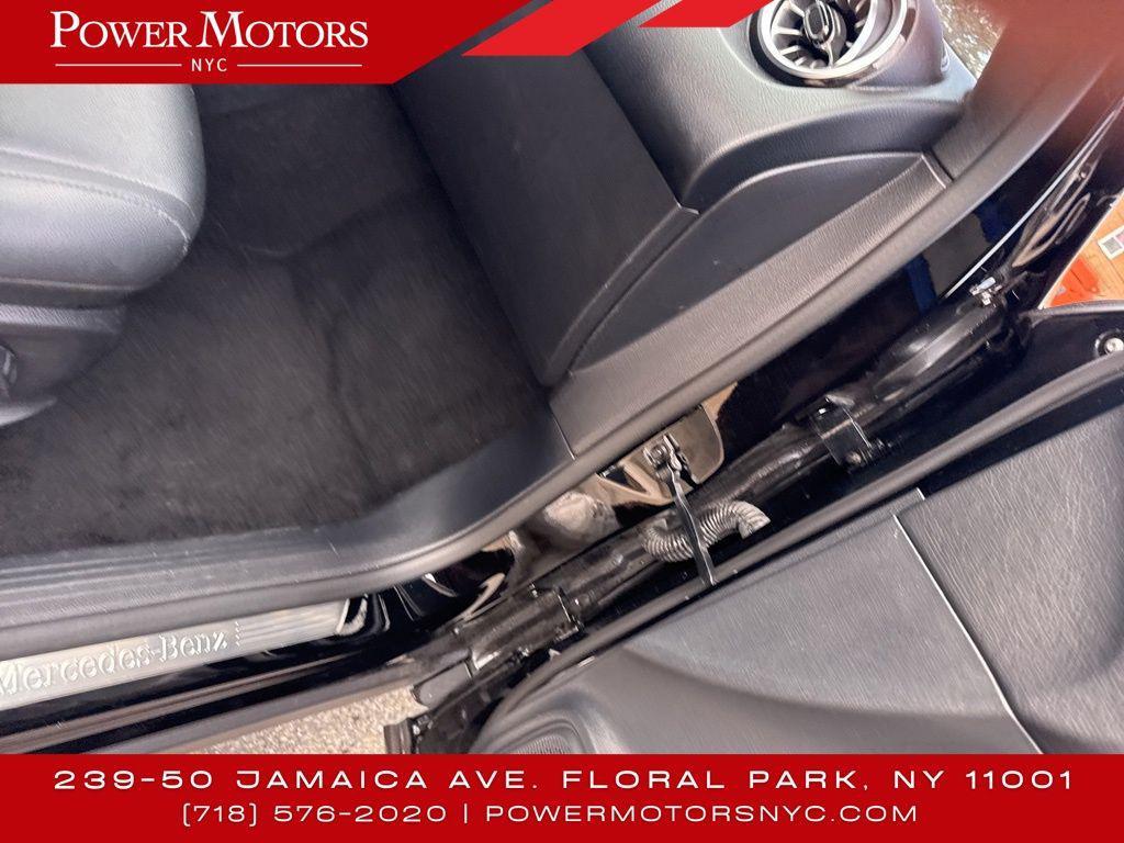 used 2022 Mercedes-Benz GLB 250 car