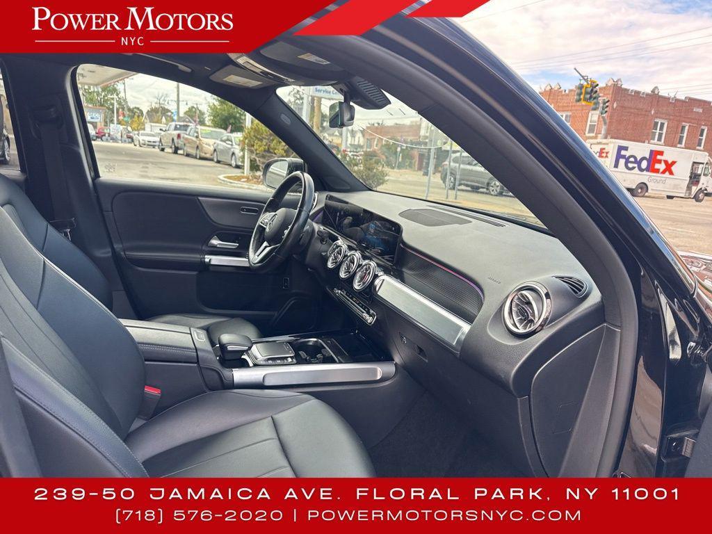 used 2022 Mercedes-Benz GLB 250 car