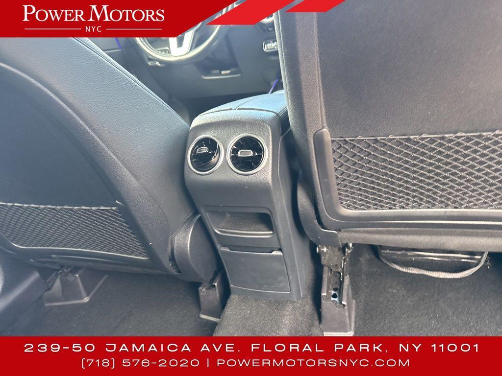used 2022 Mercedes-Benz GLB 250 car