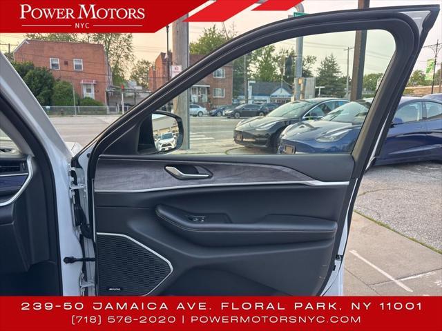 used 2023 Jeep Grand Cherokee 4xe car, priced at $24,905