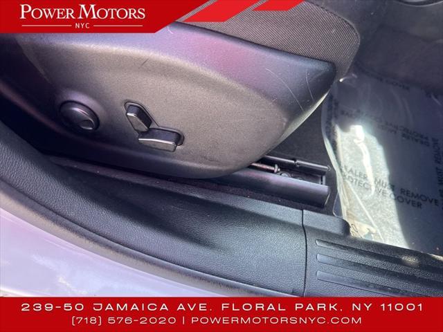 used 2023 Jeep Cherokee car, priced at $19,236