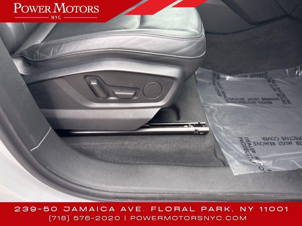 used 2023 Audi Q7 car, priced at $30,995