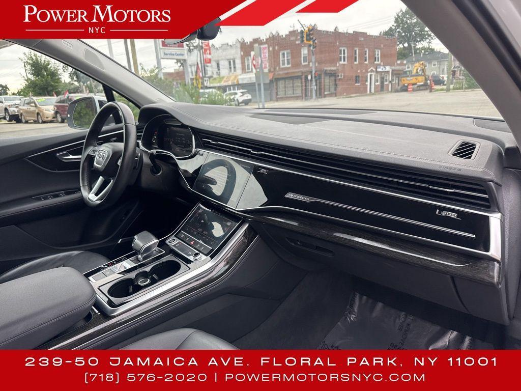 used 2023 Audi Q7 car, priced at $30,995