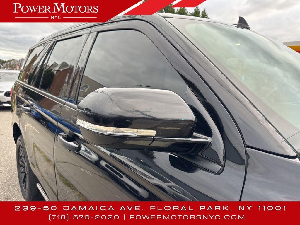 used 2021 Ford Expedition car, priced at $31,995