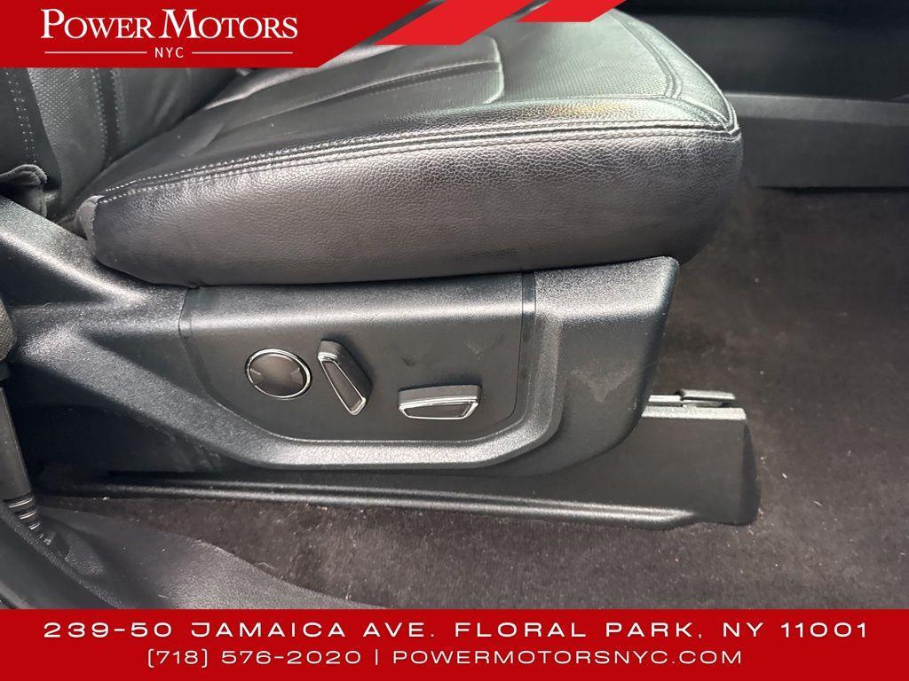 used 2021 Ford Expedition car, priced at $31,995