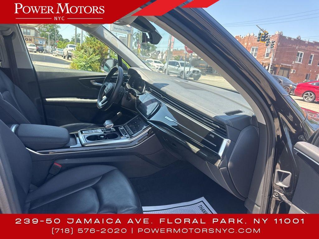 used 2023 Audi Q7 car, priced at $31,995
