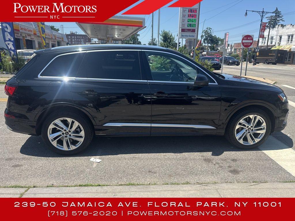 used 2023 Audi Q7 car, priced at $31,995