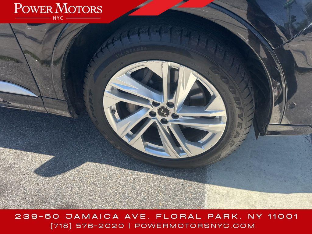 used 2023 Audi Q7 car, priced at $31,995