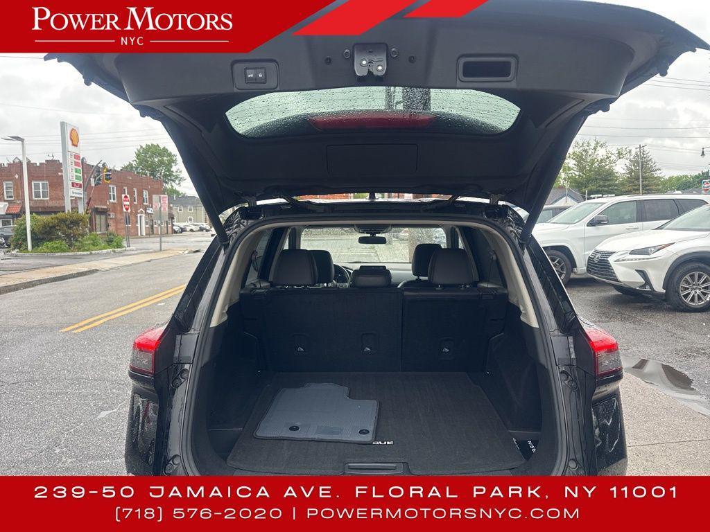 used 2022 Nissan Rogue car, priced at $19,995