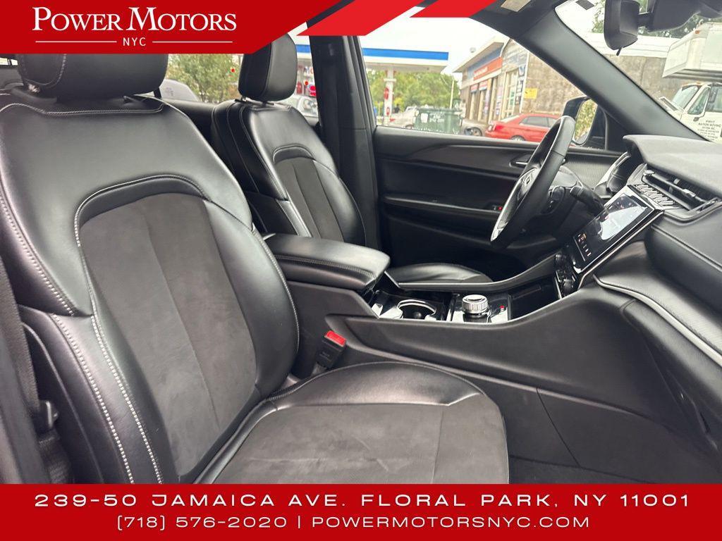 used 2023 Jeep Grand Cherokee L car, priced at $27,295