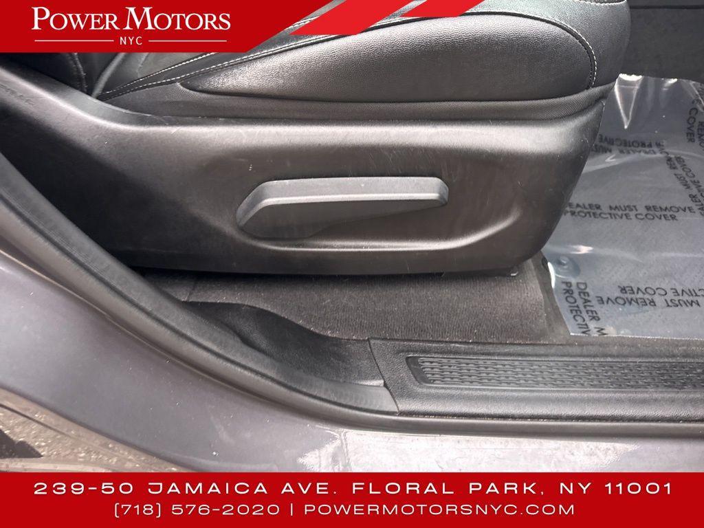 used 2023 Jeep Grand Cherokee L car, priced at $27,295