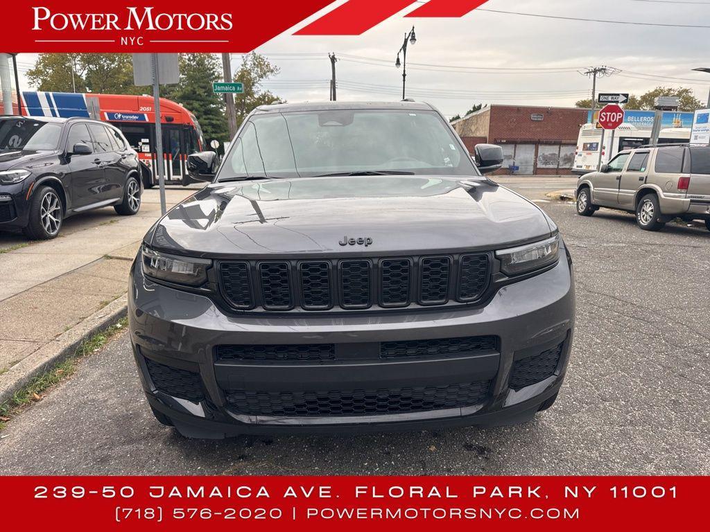 used 2023 Jeep Grand Cherokee L car, priced at $27,295