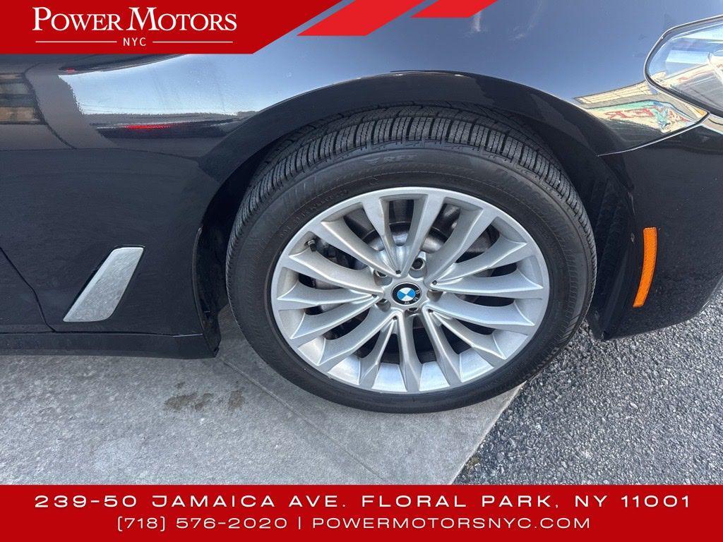 used 2022 BMW 530 car, priced at $26,495