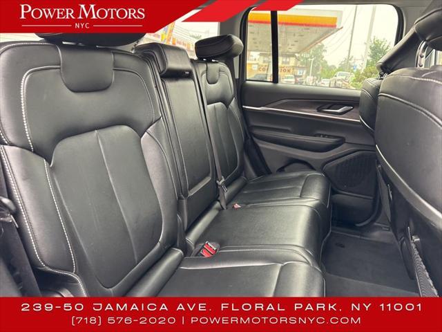 used 2023 Jeep Grand Cherokee car, priced at $25,995