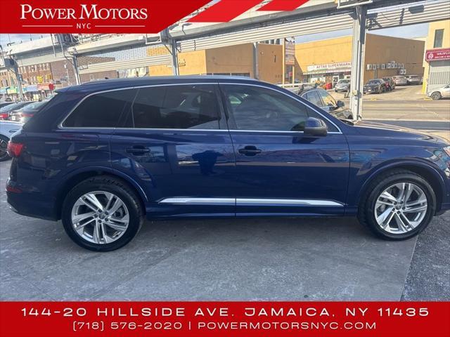 used 2020 Audi Q7 car, priced at $25,171