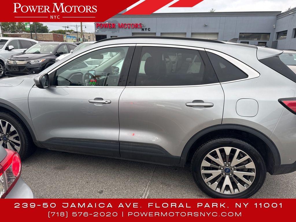 used 2021 Ford Escape car, priced at $15,995