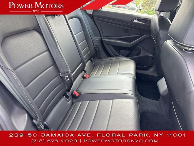 used 2021 Volkswagen Jetta car
