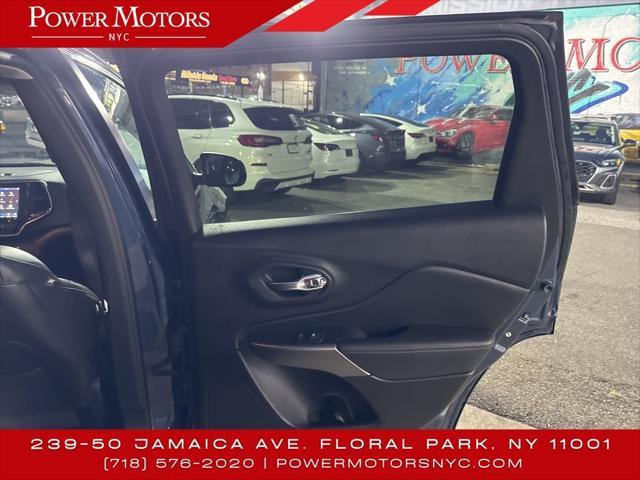 used 2021 Jeep Cherokee car, priced at $18,995