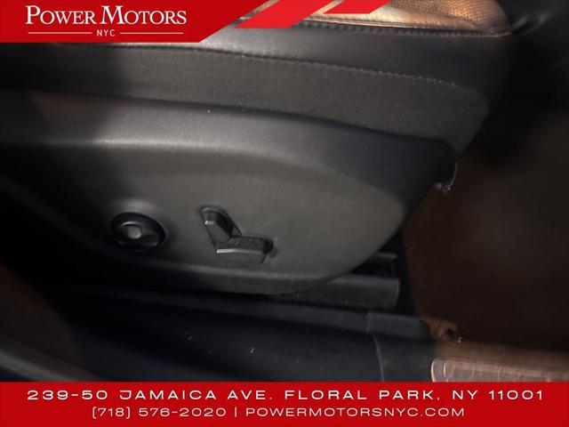 used 2021 Jeep Cherokee car, priced at $18,995