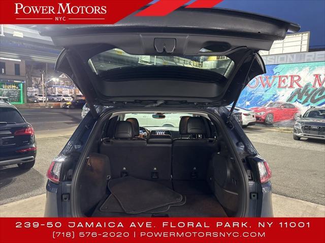 used 2021 Jeep Cherokee car, priced at $18,995