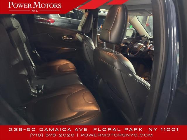 used 2021 Jeep Cherokee car, priced at $18,995