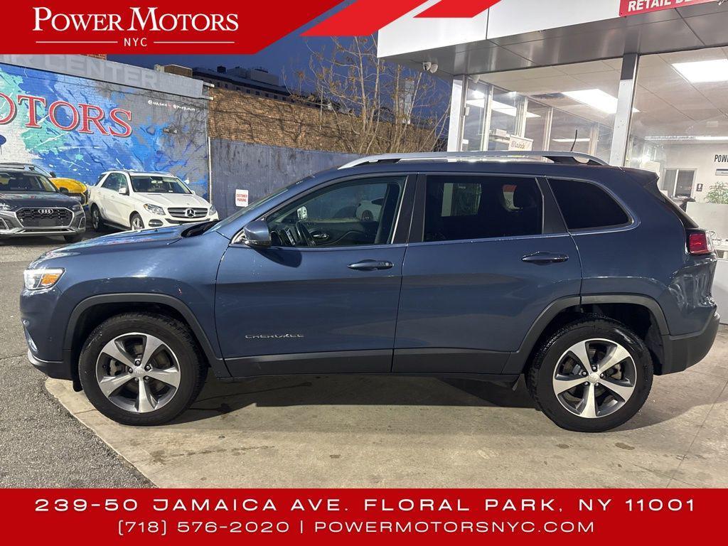 used 2021 Jeep Cherokee car, priced at $17,995