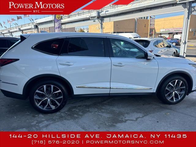 used 2022 Acura MDX car, priced at $34,629