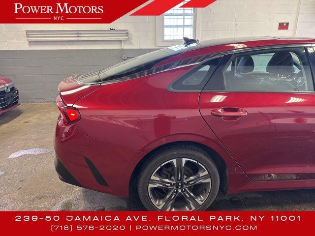 used 2021 Kia K5 car