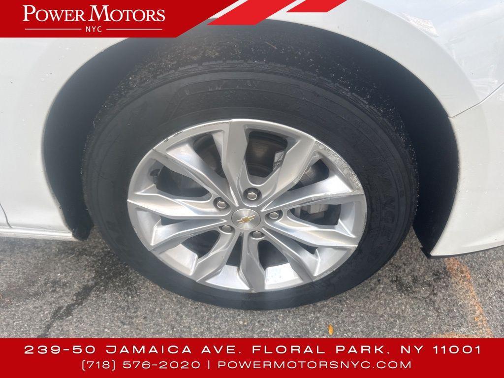 used 2023 Chevrolet Malibu car, priced at $12,995