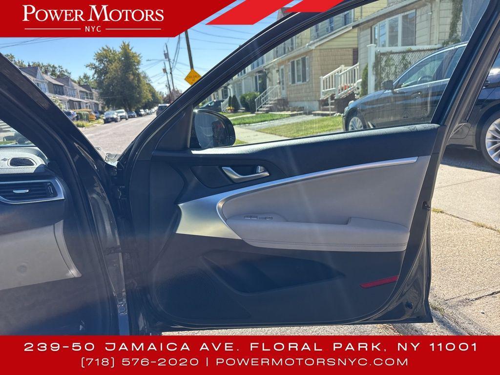 used 2023 Genesis G70 car, priced at $23,995