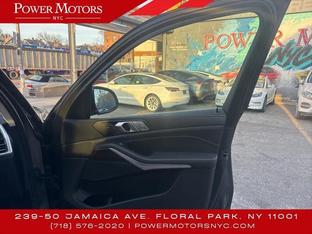 used 2021 BMW X7 car, priced at $39,153