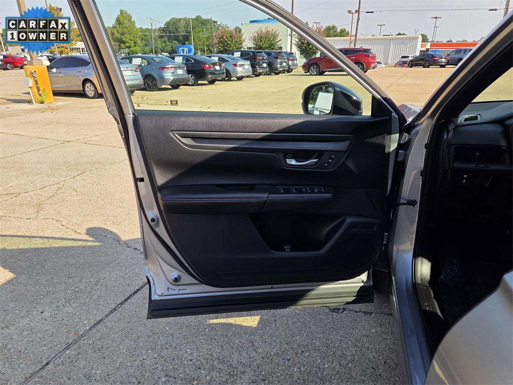 used 2025 Honda CR-V Hybrid car, priced at $31,995