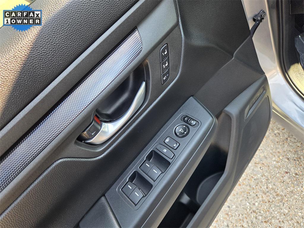 used 2025 Honda CR-V Hybrid car, priced at $31,995