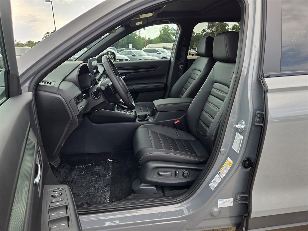 new 2026 Honda CR-V Hybrid car, priced at $40,575