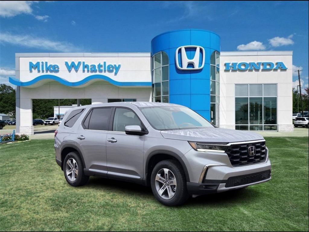 new 2025 Honda Pilot car, priced at $44,995