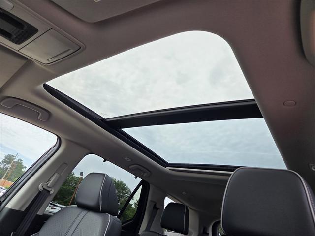 new 2025 Honda Pilot car, priced at $54,530