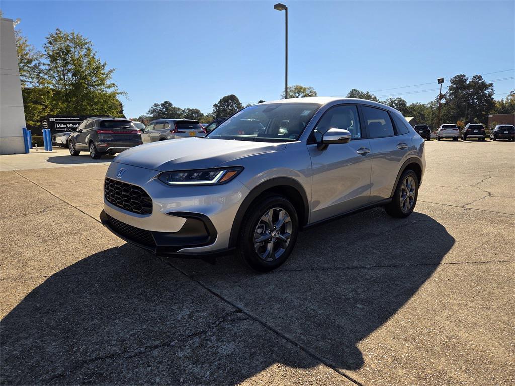 used 2026 Honda HR-V car, priced at $26,250