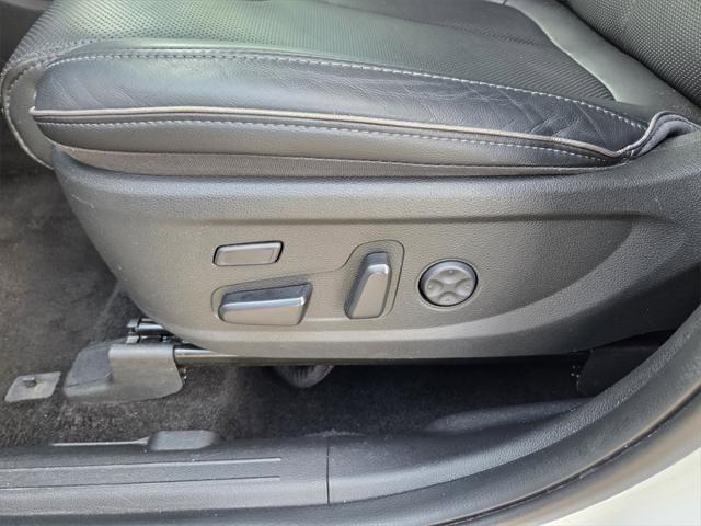 used 2023 Hyundai Santa Fe car, priced at $27,850