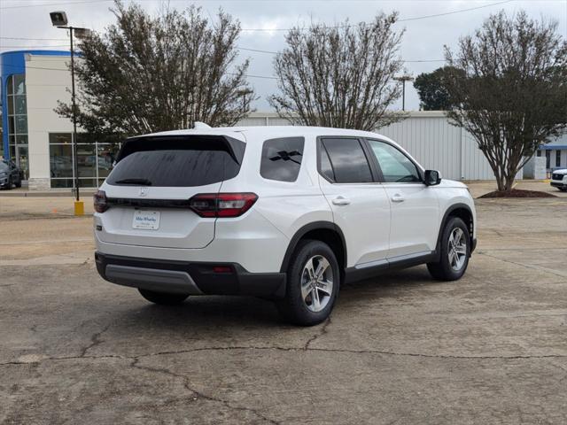 new 2025 Honda Pilot car, priced at $45,350