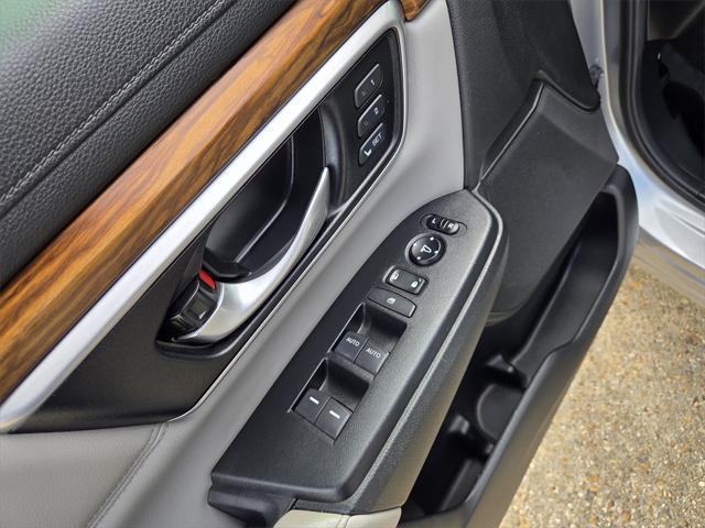 used 2019 Honda CR-V car, priced at $17,985