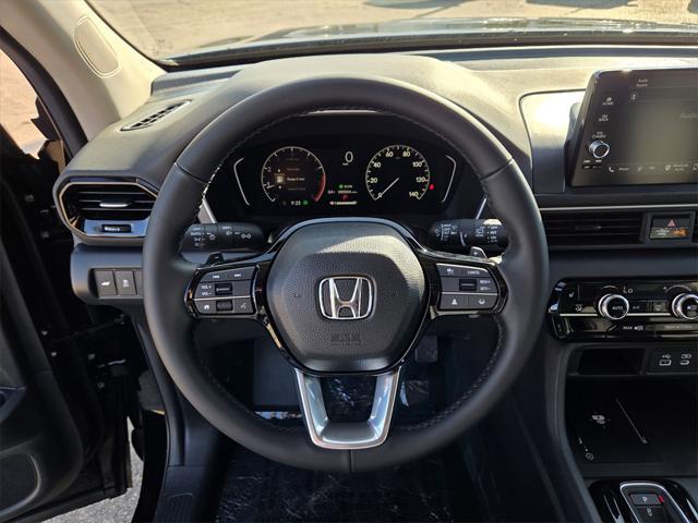 new 2025 Honda Pilot car, priced at $47,050