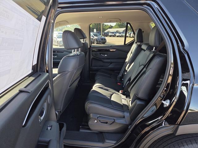 new 2025 Honda Pilot car, priced at $47,050