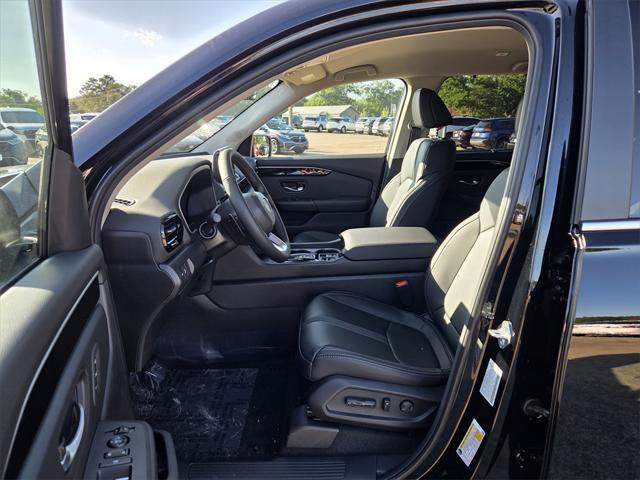 new 2025 Honda Pilot car, priced at $47,050