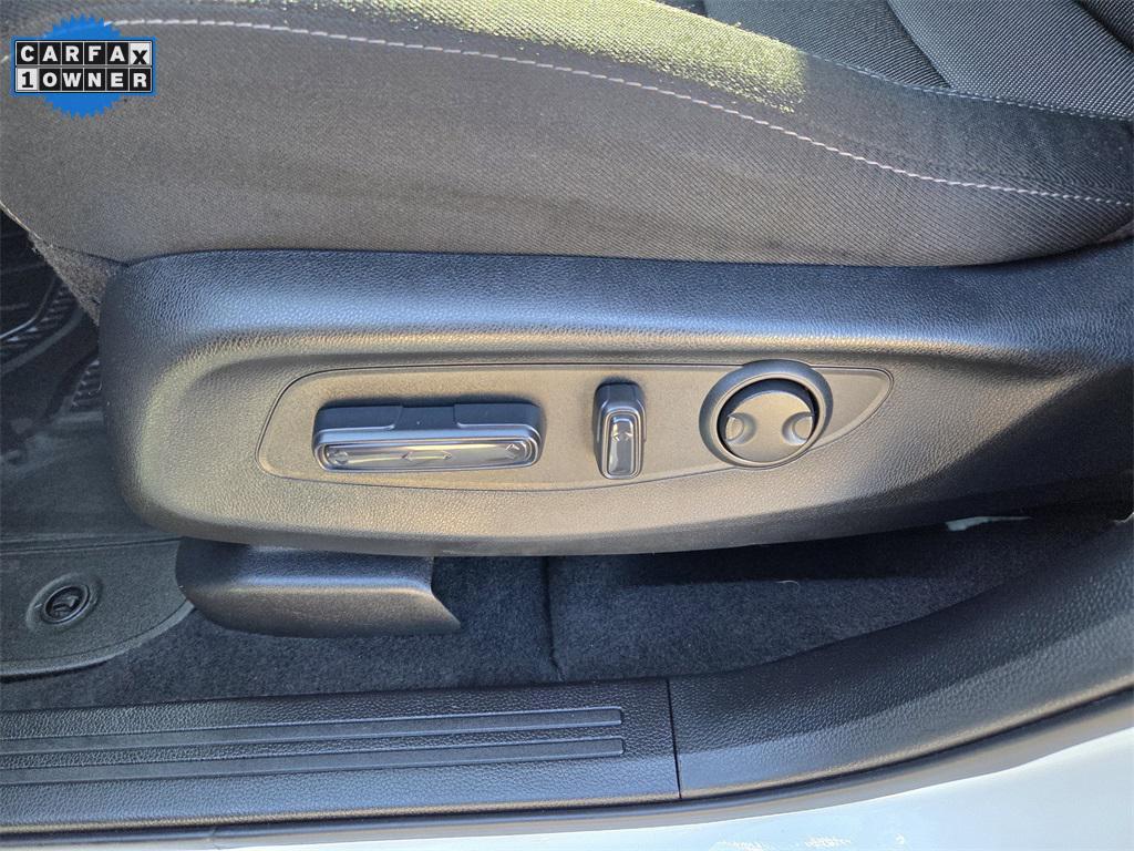 used 2025 Honda CR-V car, priced at $30,975