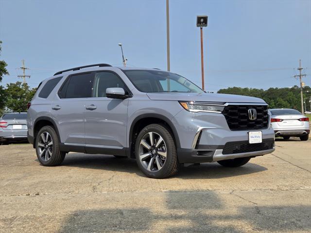 new 2025 Honda Pilot car, priced at $51,505