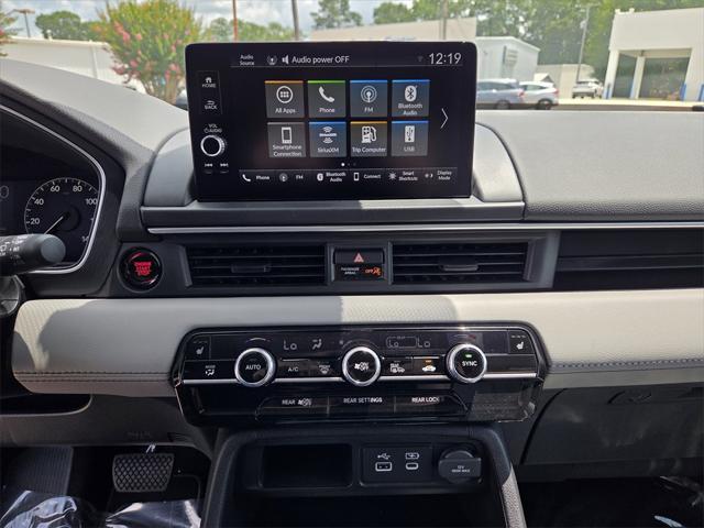 new 2025 Honda Pilot car, priced at $47,505