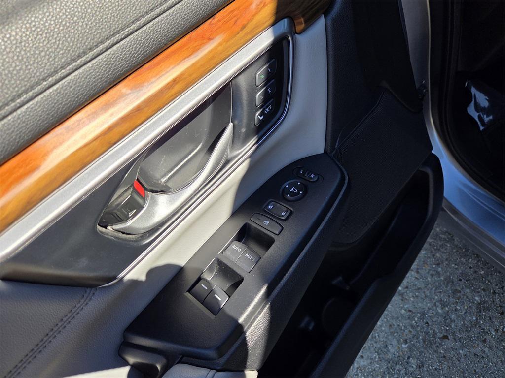 used 2021 Honda CR-V car, priced at $25,855