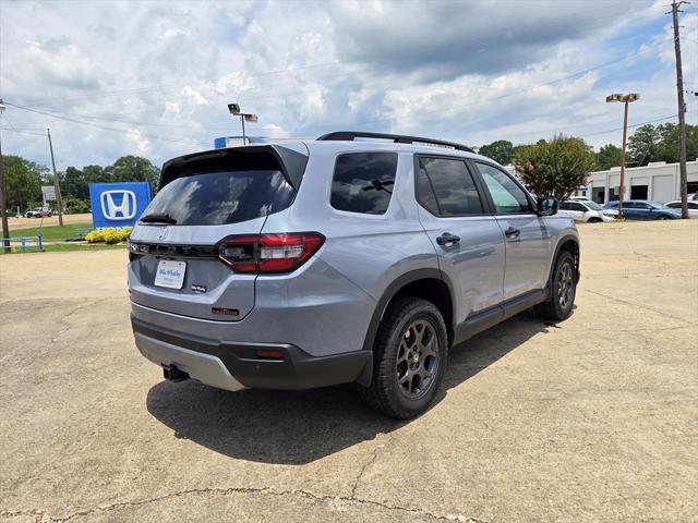 new 2025 Honda Pilot car, priced at $51,305