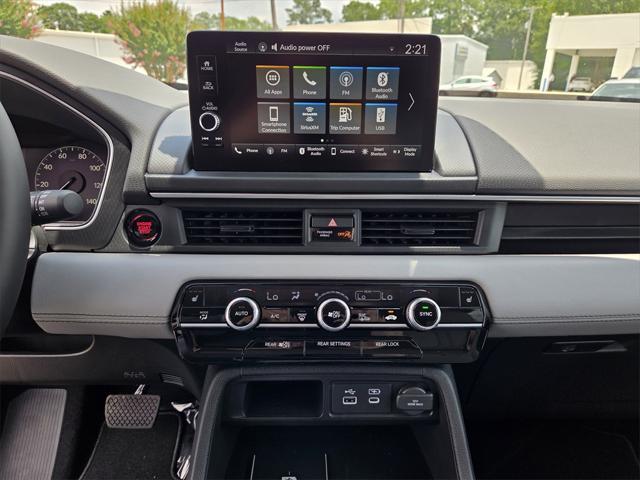 new 2025 Honda Pilot car, priced at $45,405