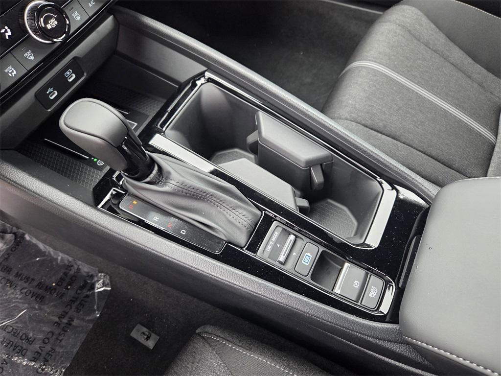 new 2025 Honda Accord Hybrid car